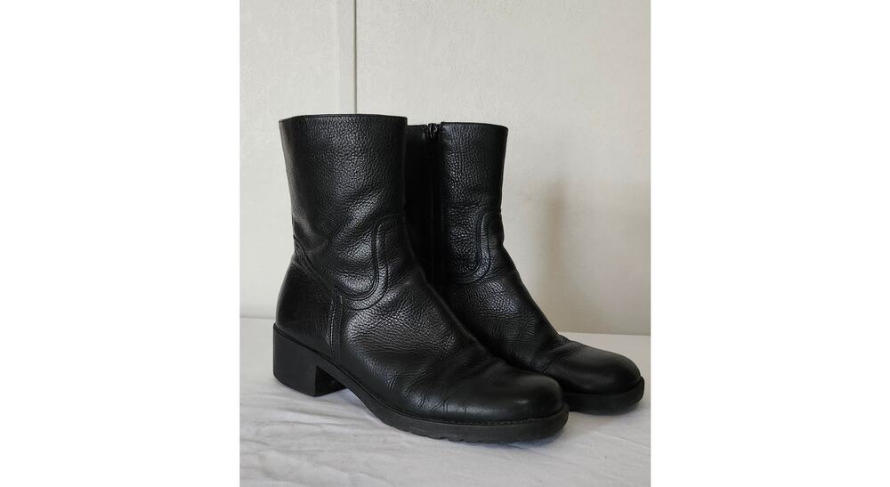 Vintage Y2K Victoria Spencer Jana Black Leather Mid Calf Zip Boots Size 8M